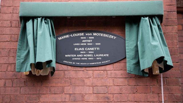Commemorative plaque opening 