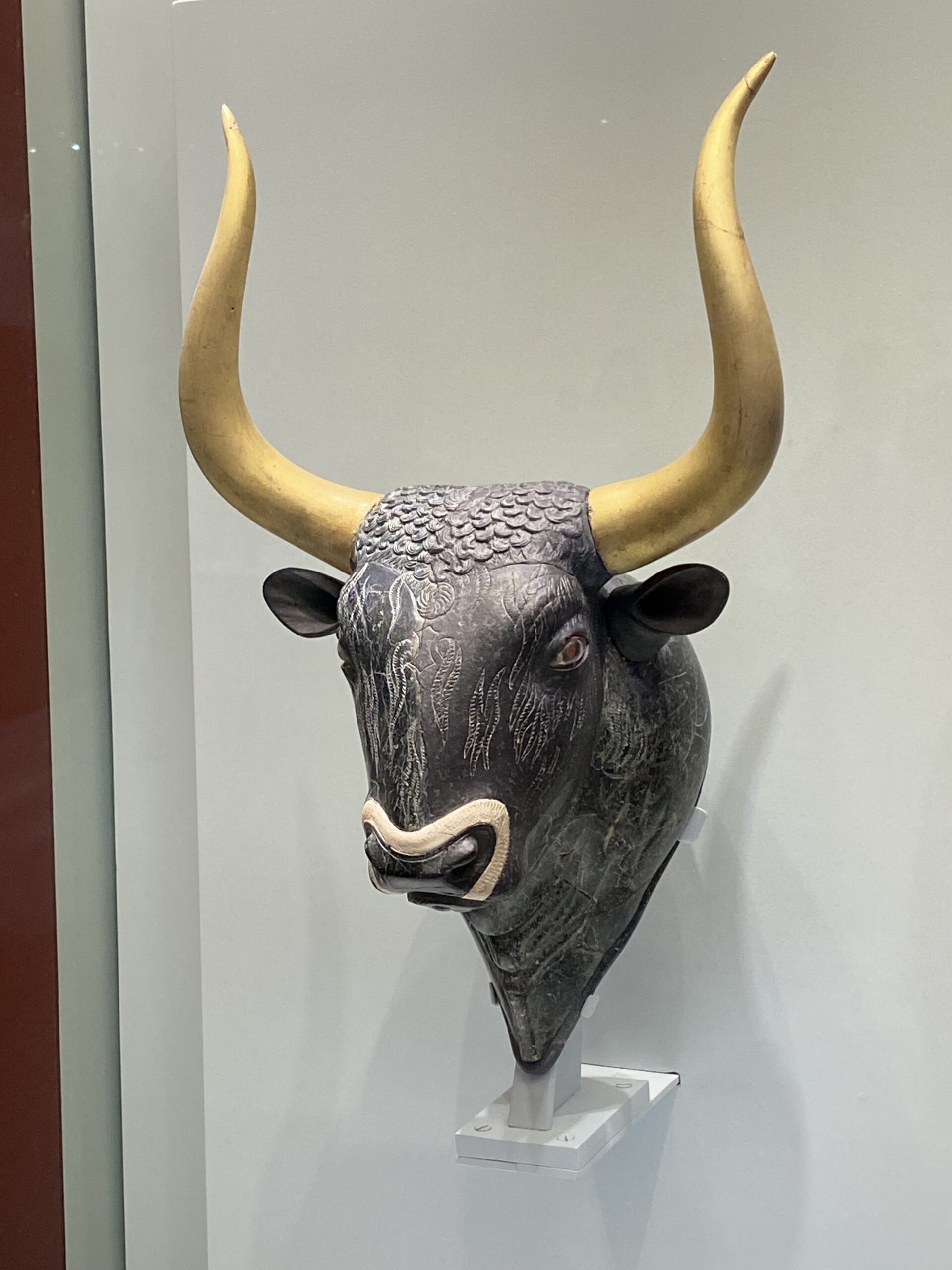 Archaeological Museum of Herkalion Bull's head