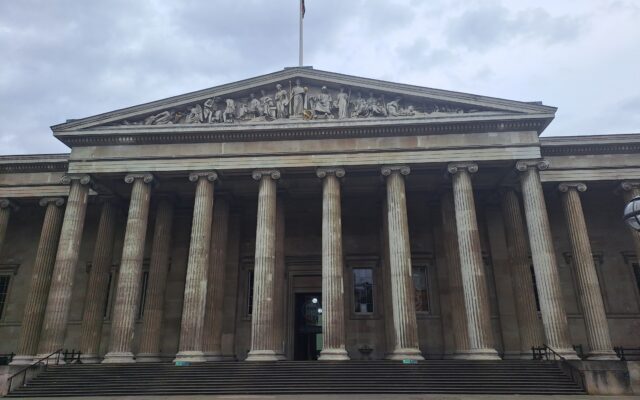 Photograph of the entrance to the British Museum.