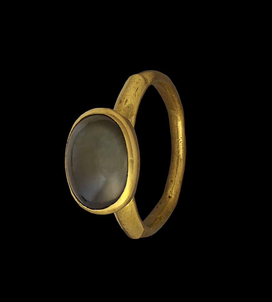 A gold ring set with a cabochon cut chysoberyl catseye; said to have come from the finger of Tipu Sultan after the Battle of Seringapatam in 1799.